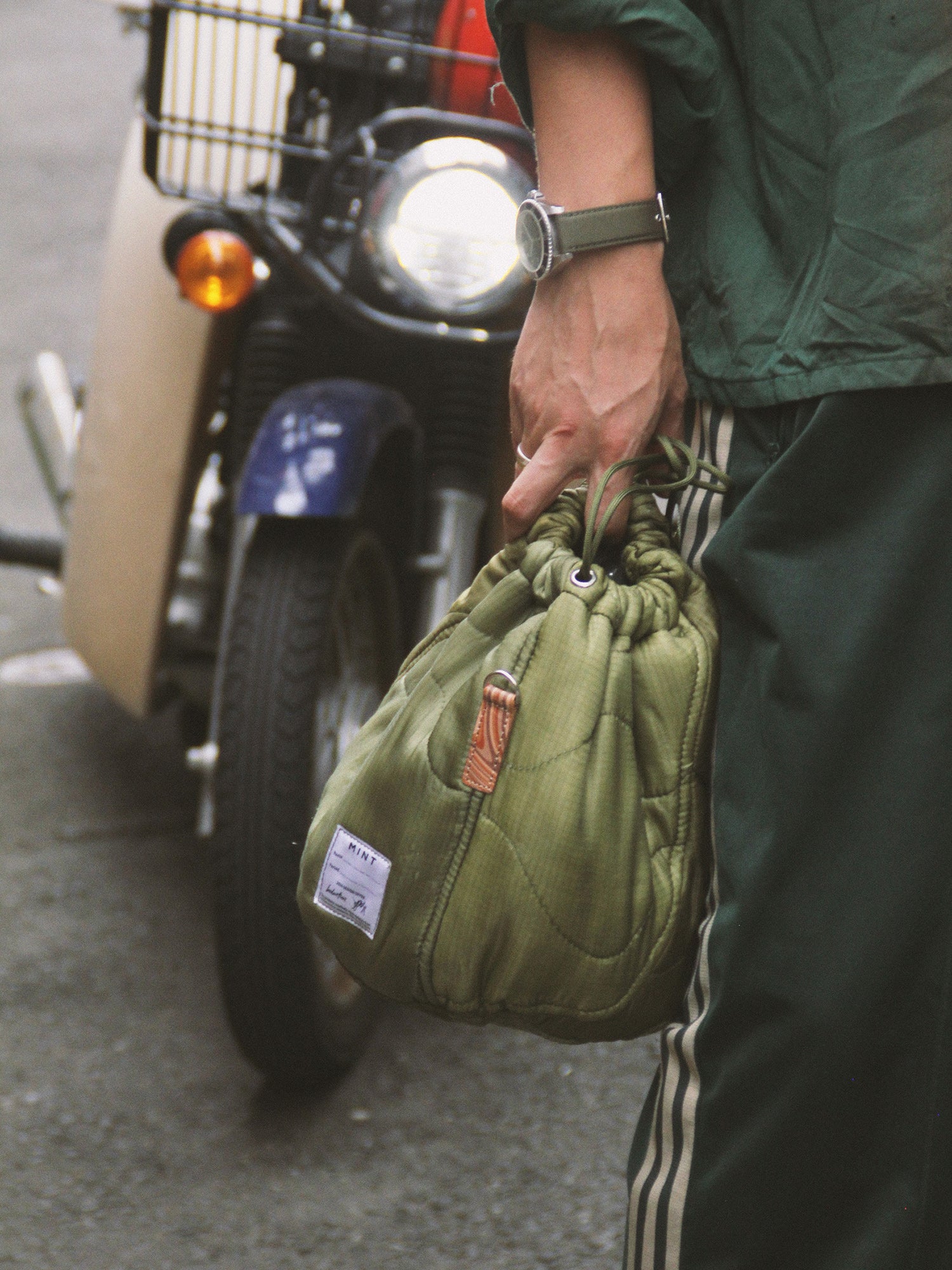 ヴィンテージ リメイク ミリタリーファブリック 再構築トートバッグアップサイクル military rebuilding bag】 🙏🏻 @rifatto_handmade vintage