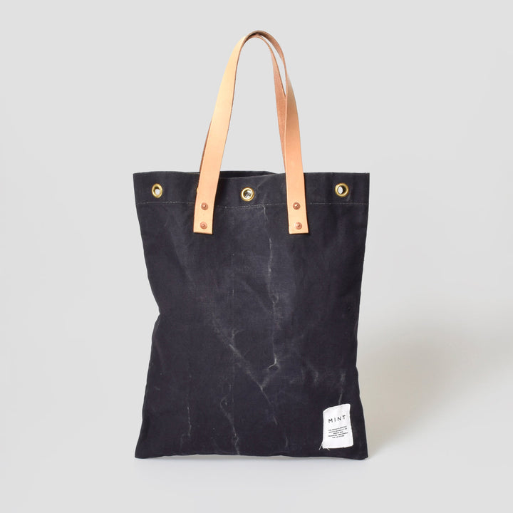 HANDY 1960s EURO ARMY ブラックキャンバス トートバッグ / MINT Upcycled