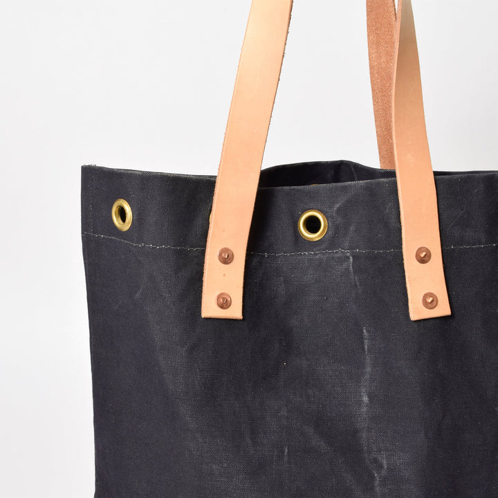 HANDY 1960s EURO ARMY ブラックキャンバス トートバッグ / MINT Upcycled