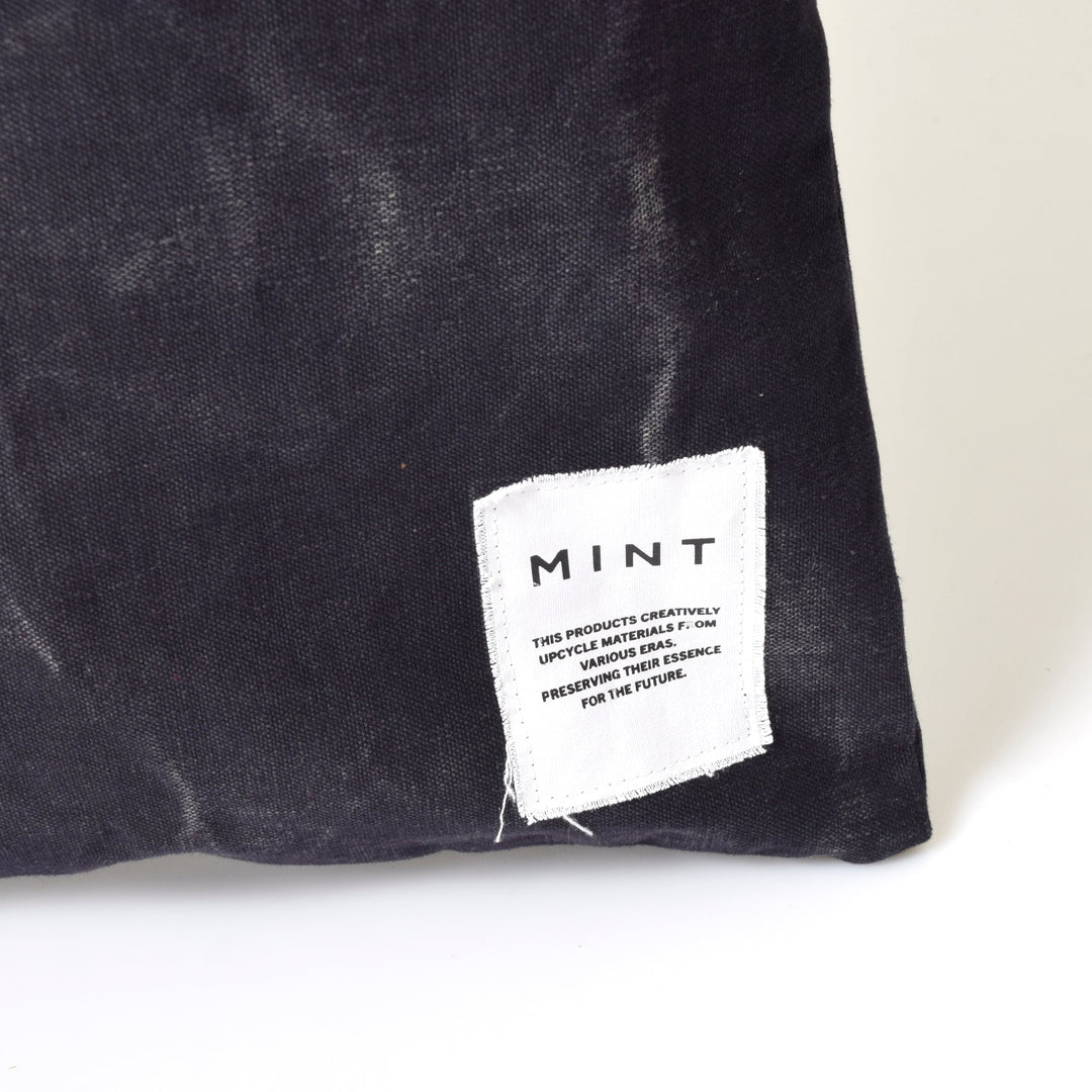 HANDY 1960s EURO ARMY ブラックキャンバス トートバッグ / MINT Upcycled