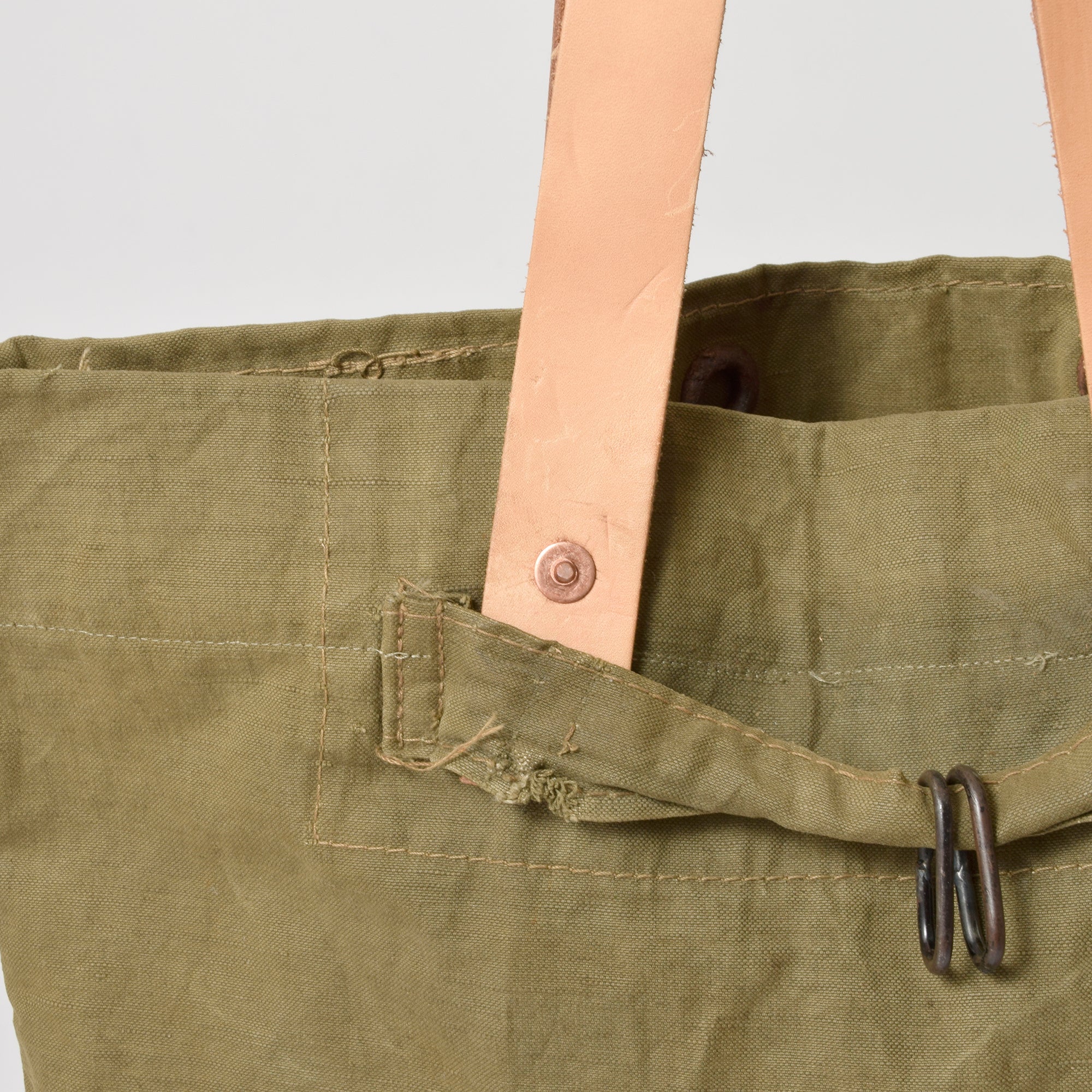 HANDY 1950s U.S ARMY ダッフル トートバッグ / MINT Upcycled