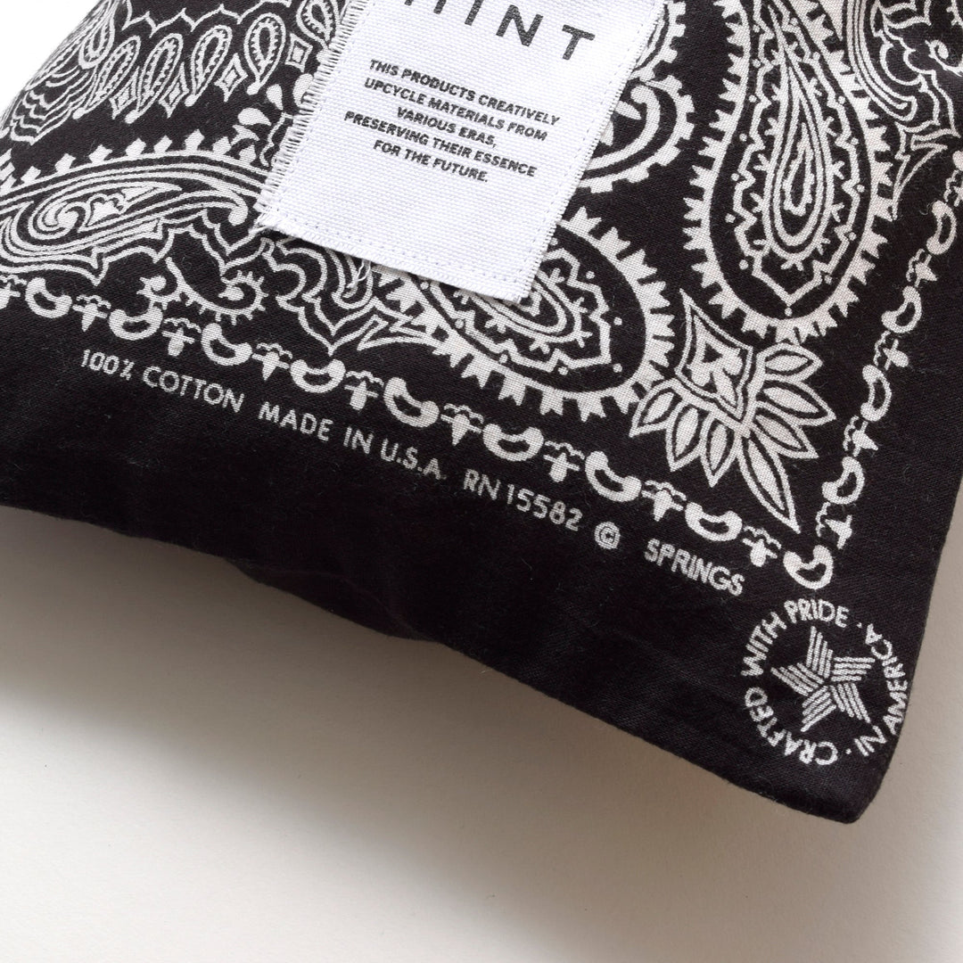 ヴィンテージバンダナ 巾着ポーチ Lサイズ（黒） / MINT Upcycled
