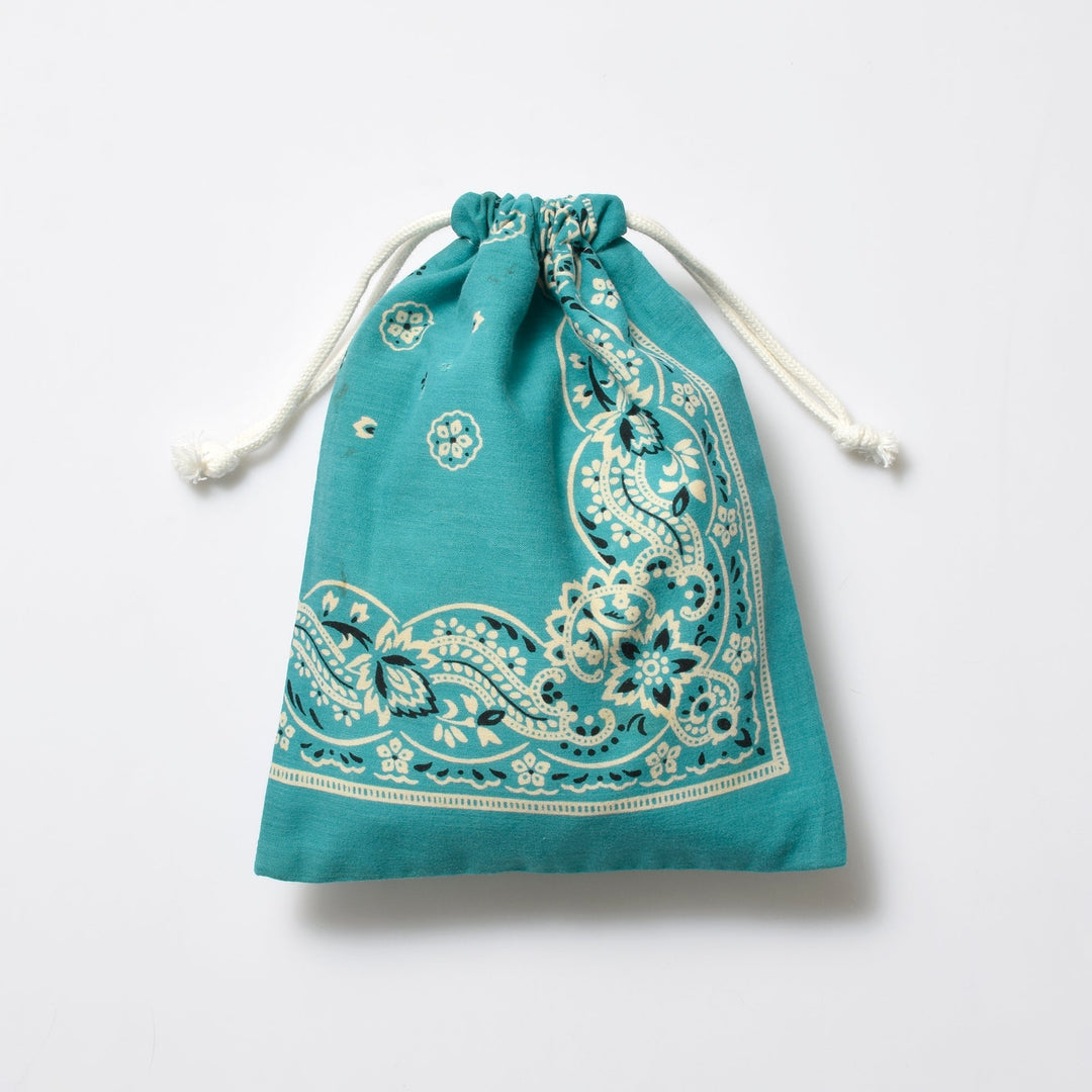 ヴィンテージバンダナ 巾着ポーチ Lサイズ（緑） / MINT Upcycled