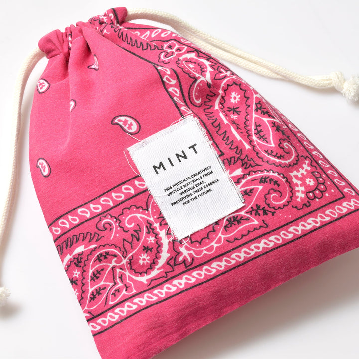 ヴィンテージバンダナ 巾着ポーチ Lサイズ（ピンク） / MINT Upcycled