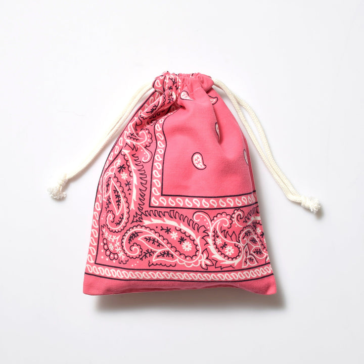 ヴィンテージバンダナ 巾着ポーチ Lサイズ（ピンク） / MINT Upcycled
