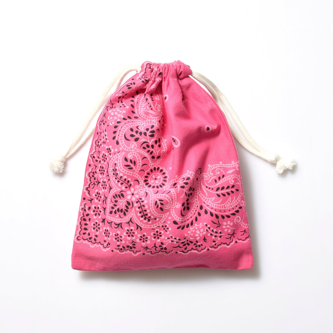 ヴィンテージバンダナ 巾着ポーチ Lサイズ（ピンク） / MINT Upcycled