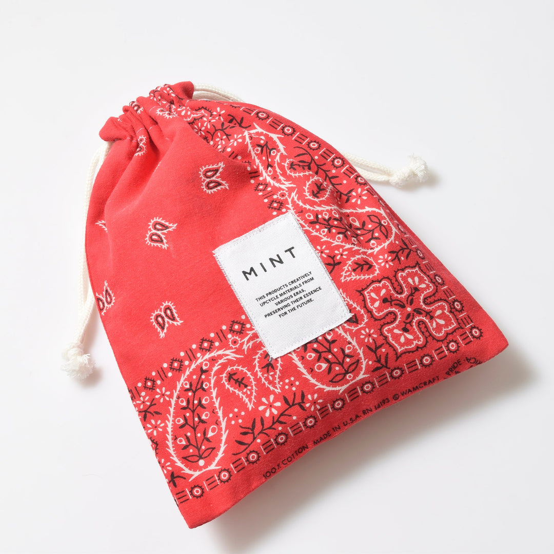 ヴィンテージバンダナ 巾着ポーチ Lサイズ（赤） / MINT Upcycled