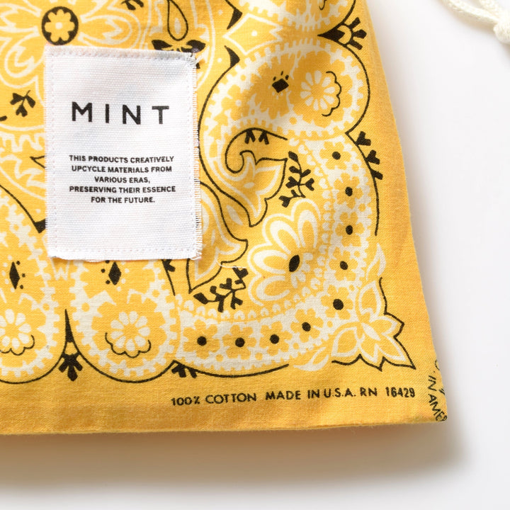 ヴィンテージバンダナ 巾着ポーチ Lサイズ（赤） / MINT Upcycled