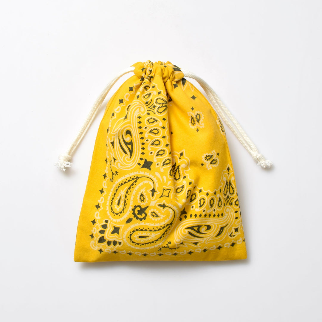 ヴィンテージバンダナ 巾着ポーチ Lサイズ（赤） / MINT Upcycled