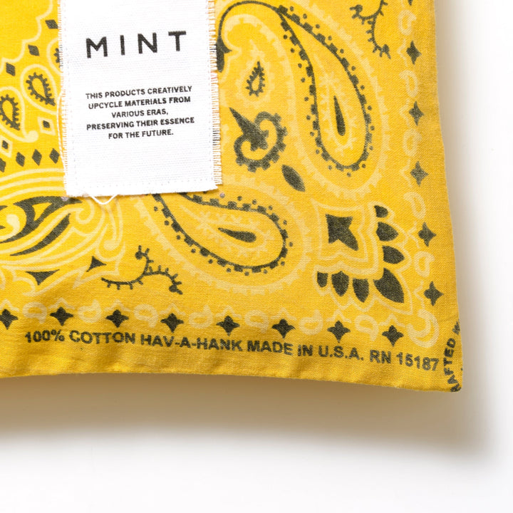 ヴィンテージバンダナ 巾着ポーチ Lサイズ（赤） / MINT Upcycled