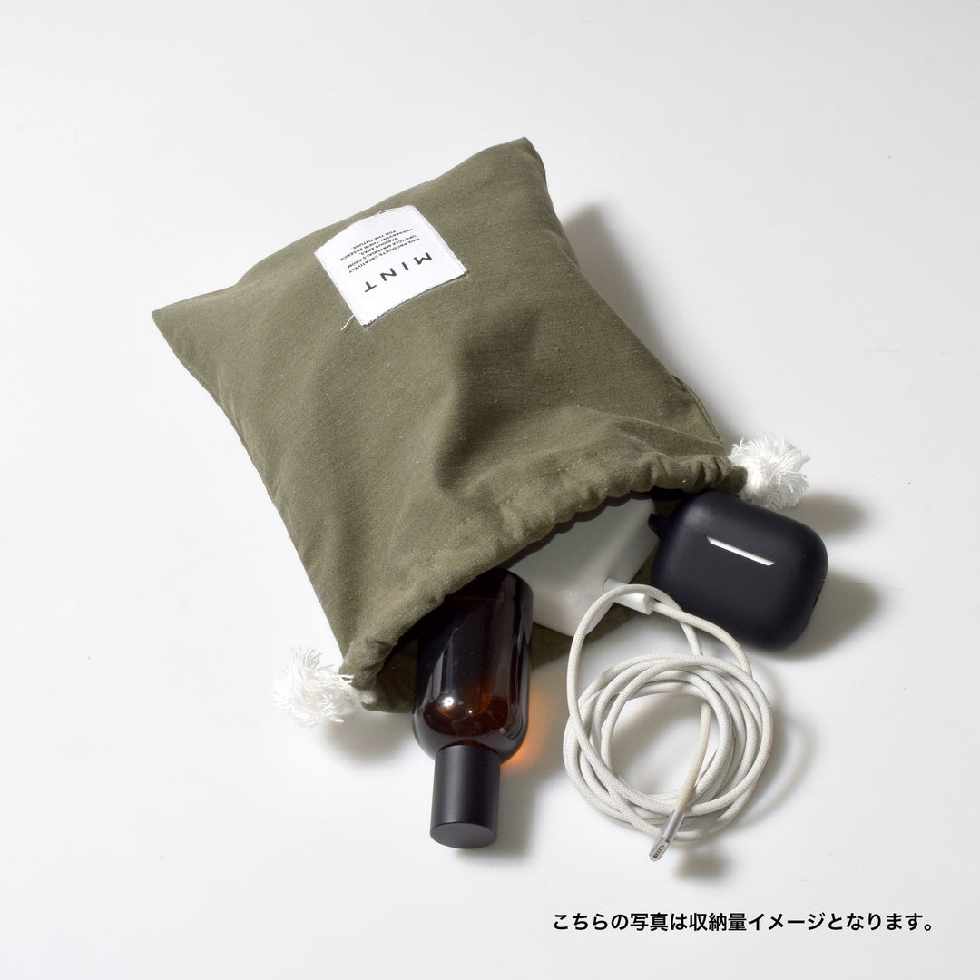 【白】グラフィックプリント ミリタリー / 巾着ポーチ / MINT Upcycled