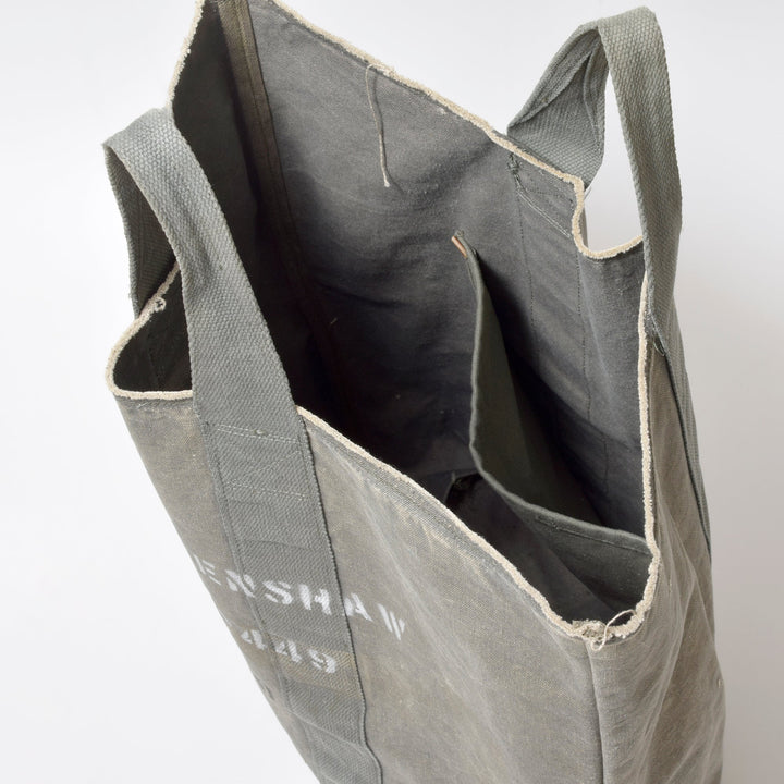 ミリタリー ラージ トートバッグ / MINT Upcycled