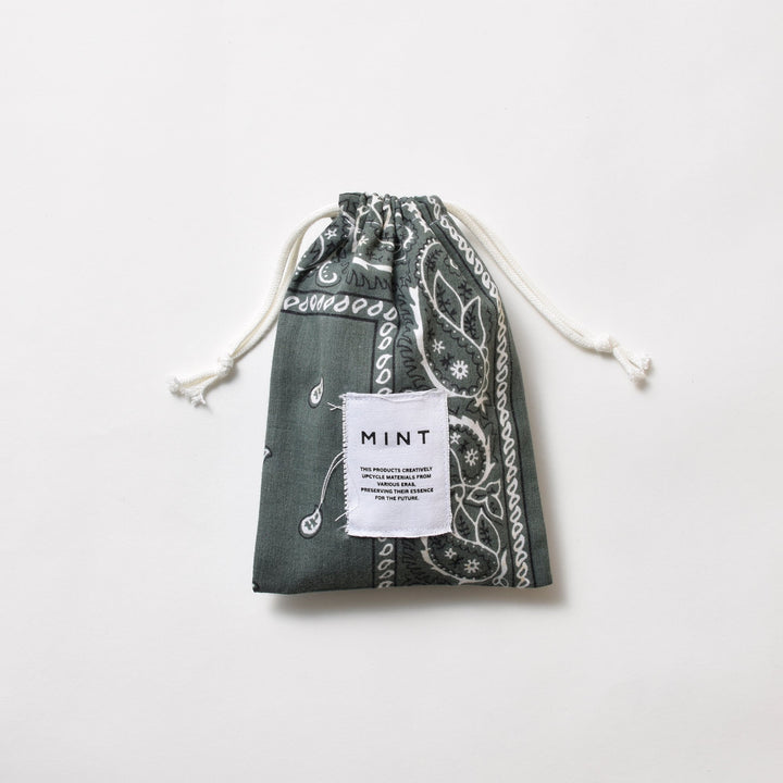 ヴィンテージバンダナ 巾着ポーチ Sサイズ（緑） / MINT Upcycled