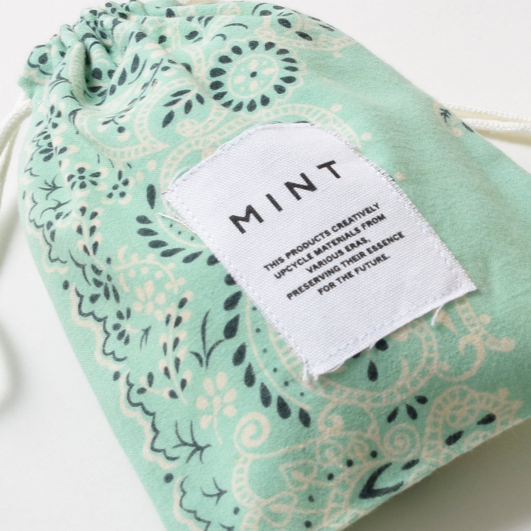 ヴィンテージバンダナ 巾着ポーチ Sサイズ（緑） / MINT Upcycled