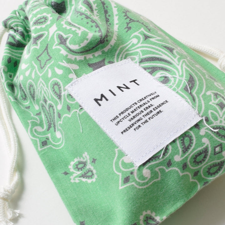 ヴィンテージバンダナ 巾着ポーチ Sサイズ（緑） / MINT Upcycled