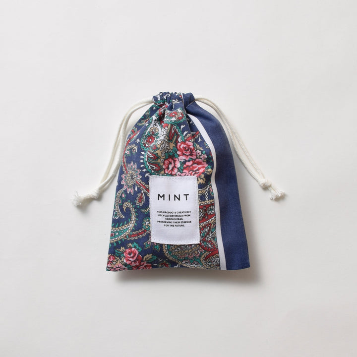 ヴィンテージバンダナ 巾着ポーチ Sサイズ（総柄） / MINT Upcycled