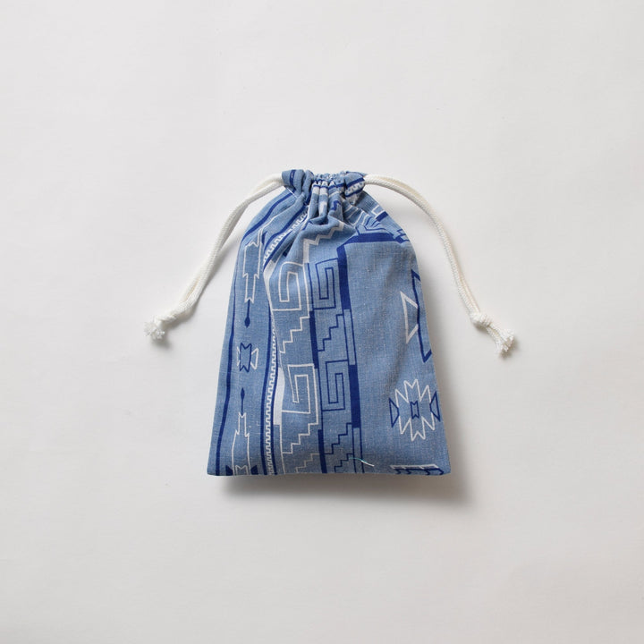 ヴィンテージバンダナ 巾着ポーチ Sサイズ（総柄） / MINT Upcycled