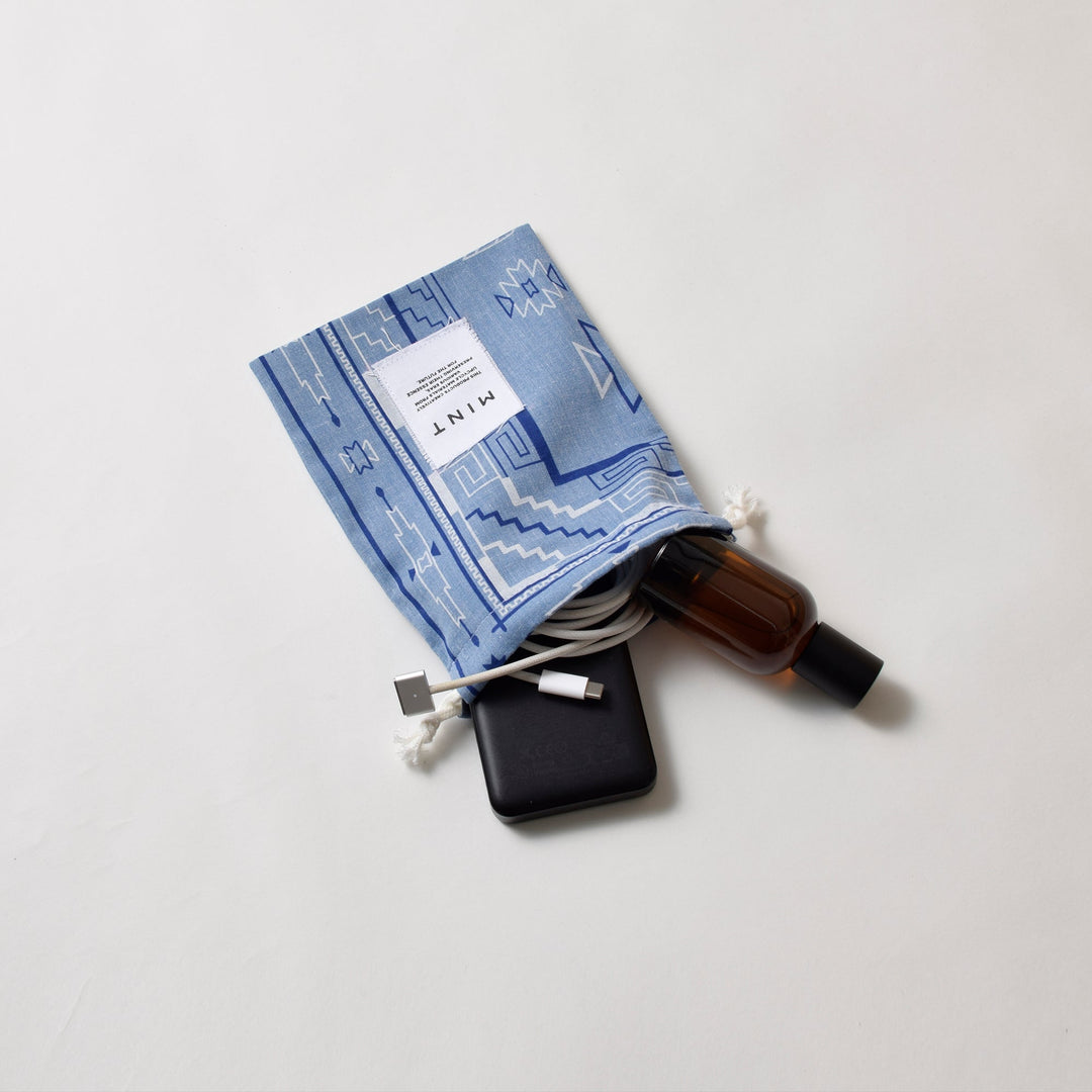 ヴィンテージバンダナ 巾着ポーチ Sサイズ（総柄） / MINT Upcycled