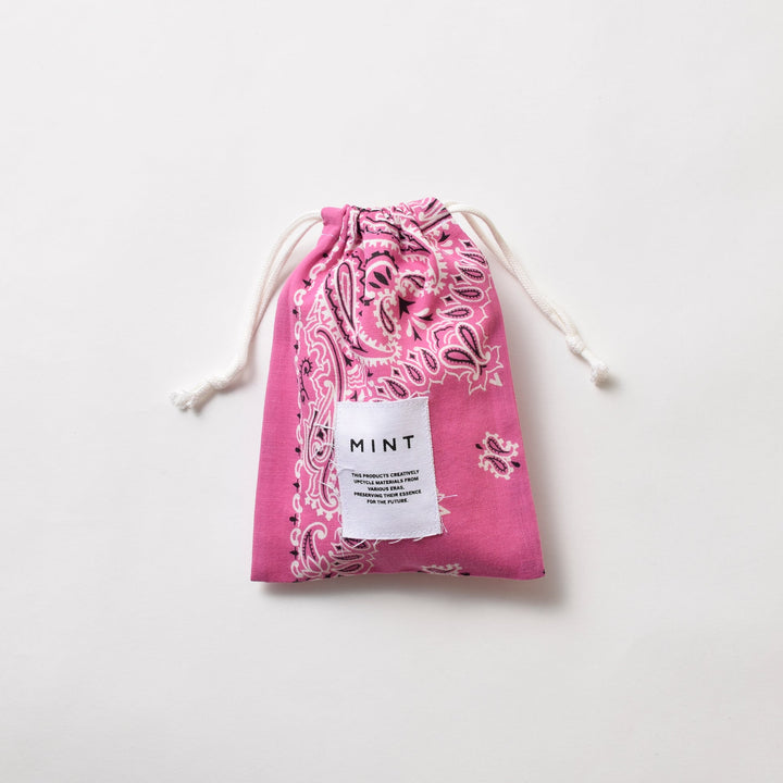 ヴィンテージバンダナ 巾着ポーチ Sサイズ（ピンク） / MINT Upcycled