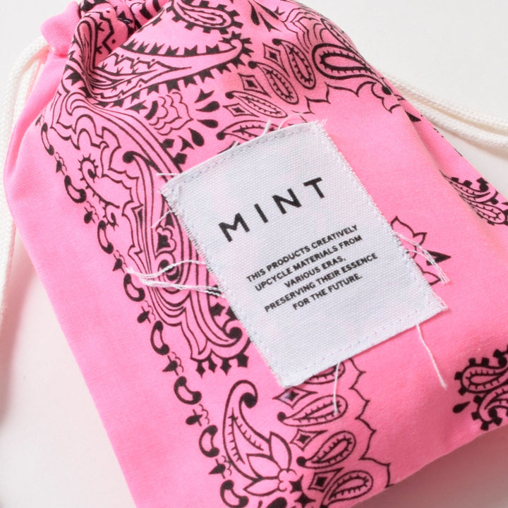 ヴィンテージバンダナ 巾着ポーチ Sサイズ（ピンク） / MINT Upcycled