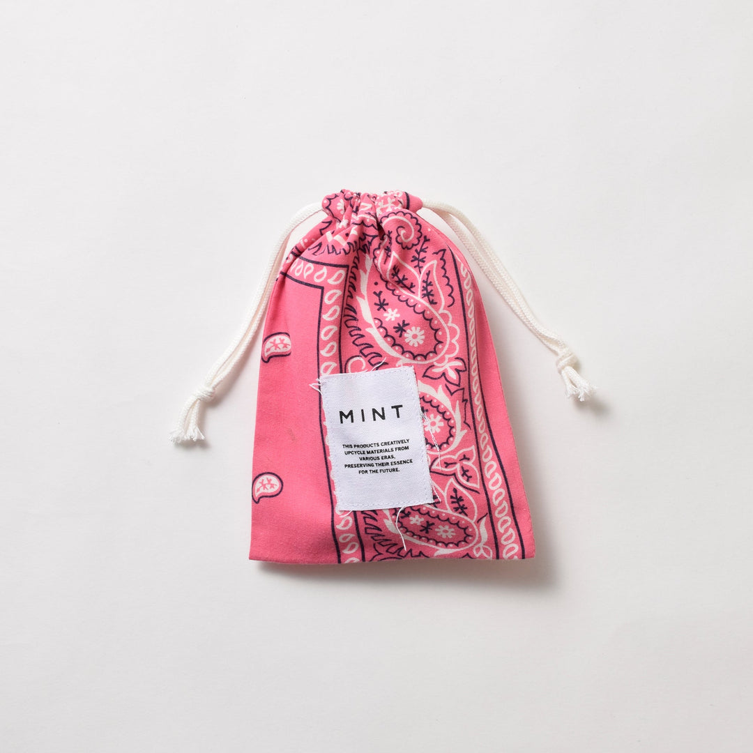 ヴィンテージバンダナ 巾着ポーチ Sサイズ（ピンク） / MINT Upcycled