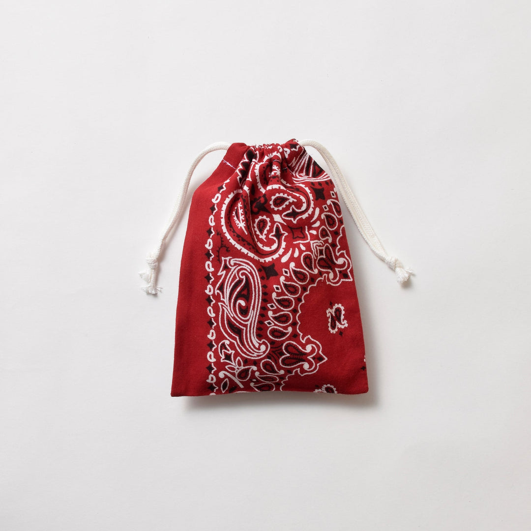 ヴィンテージバンダナ 巾着ポーチ Sサイズ（赤） / MINT Upcycled