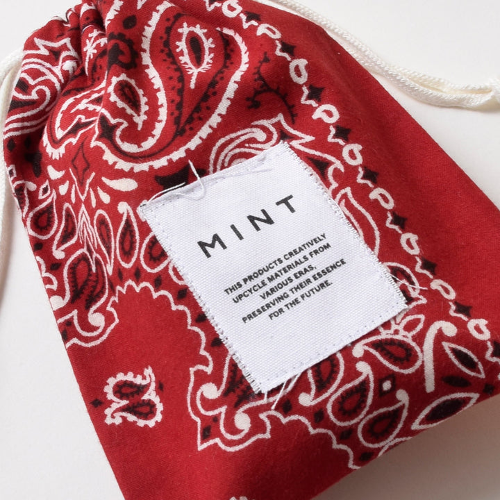 ヴィンテージバンダナ 巾着ポーチ Sサイズ（赤） / MINT Upcycled