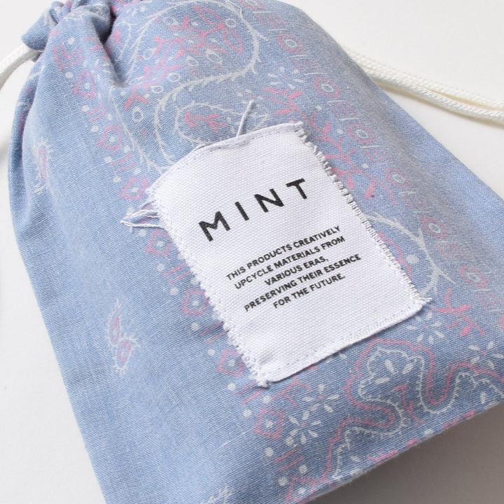 ヴィンテージバンダナ 巾着ポーチ Sサイズ（水色） / MINT Upcycled